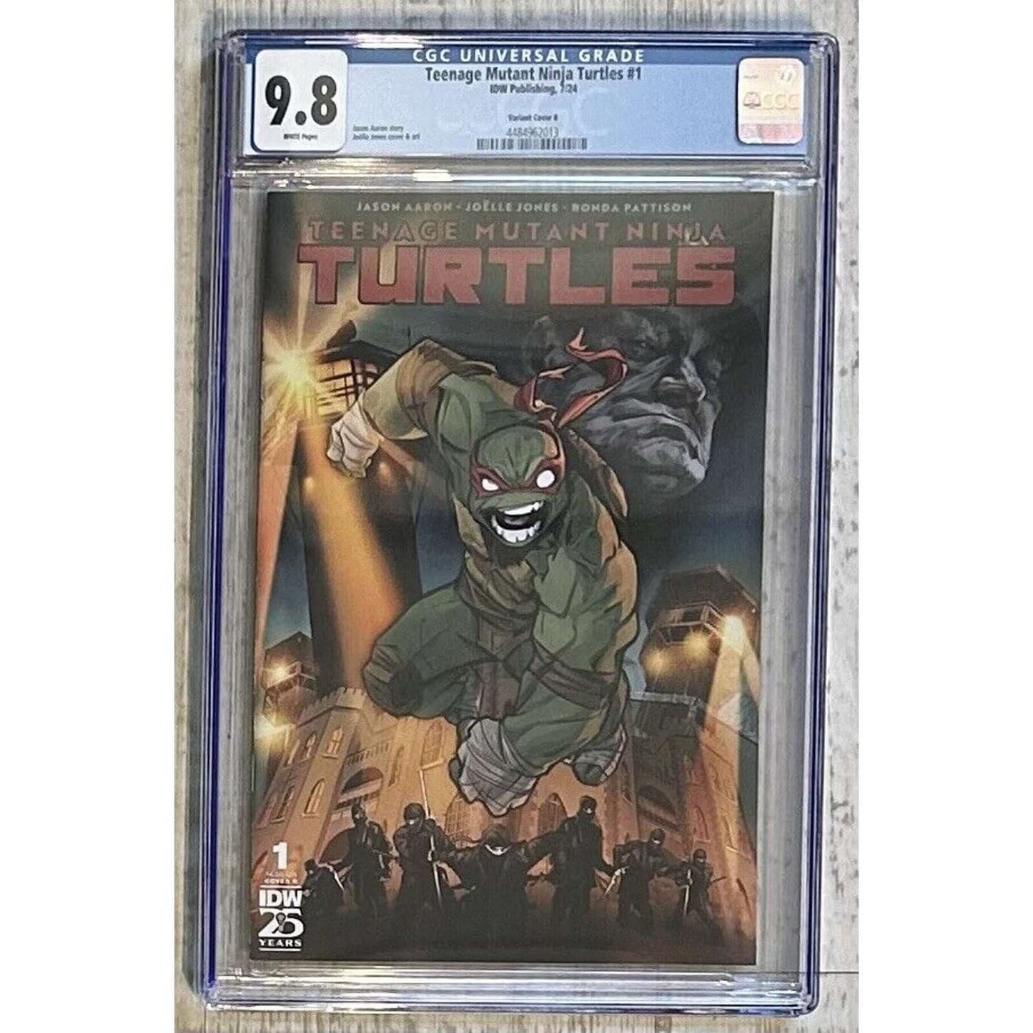Teenage Mutant Ninja Turtles #1 Cover B 2024 Joell Jones - CGC 9.8 This is an incredible comic book featuring the Teenage Mutant Ninja Turtles, with cover variants by artist Joëlle Jones and Rafael Albuquerque. The first printing edition is certified by C