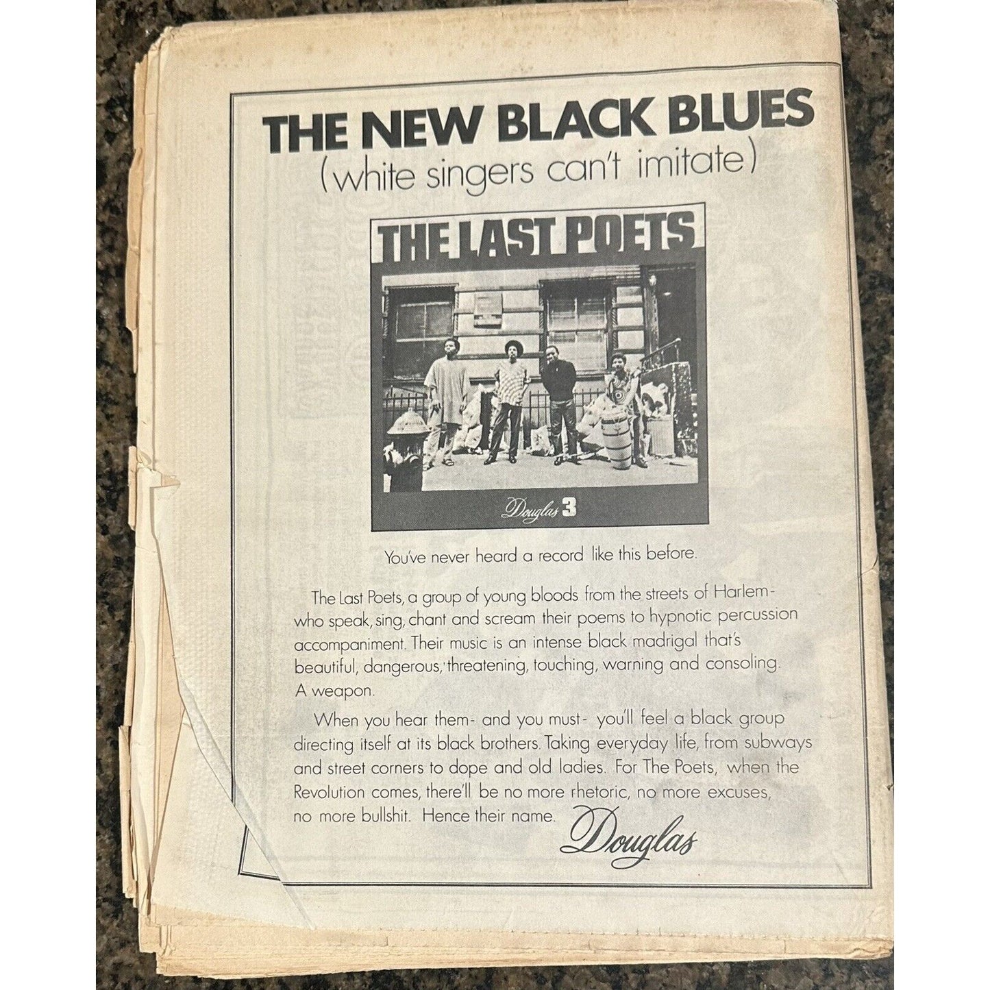 1970, Paul McCartney (Beatles), "ROLLING STONE" Magazine (No Label) Vintage This vintage magazine features a iconic cover of Paul McCartney from the Beatles, making it a must-have for any music memorabilia collector. With its industry focus on music and g