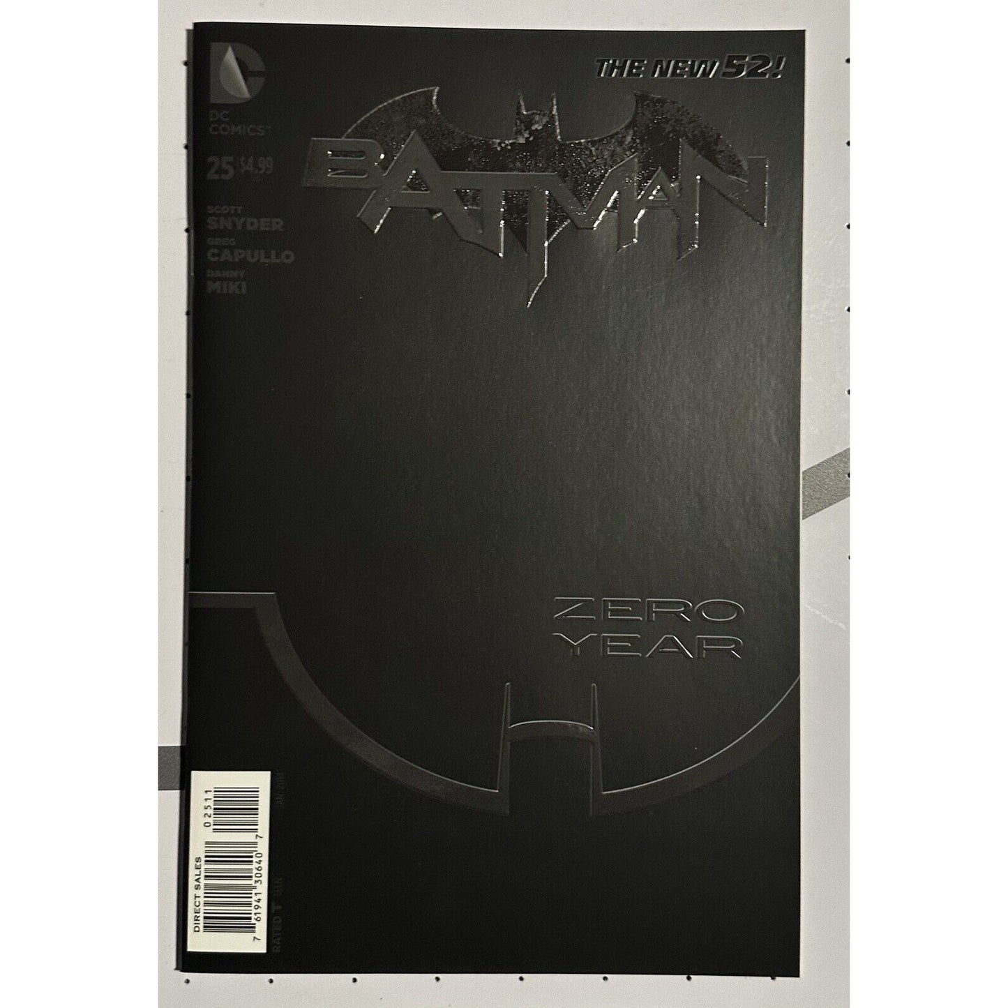 Batman #25 DC Comics (2014) Zero Year Embossed 1st Print NM+ Explore the dark and mysterious world of Gotham City with this first print edition of Batman #25 from DC Comics. This modern-age comic book features the caped crusader himself, battling against